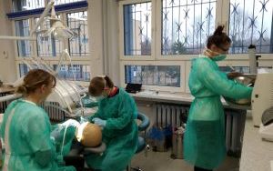 Przykładowe zajęcia na kierunku Higienistka Stomatologiczna (6)