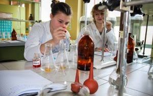 Przykładowe zajęcia na kierunku Technik Farmaceutyczny (5)